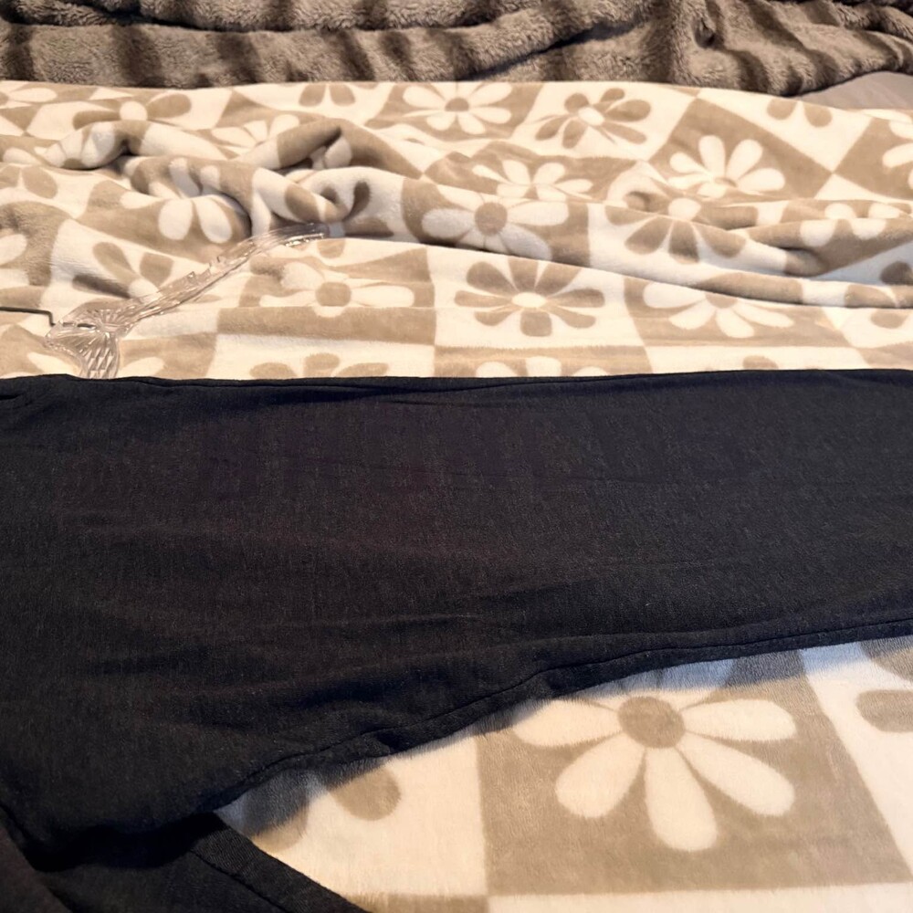 Denver Bronco’s Victoria’s Secret/Pink Sweats large